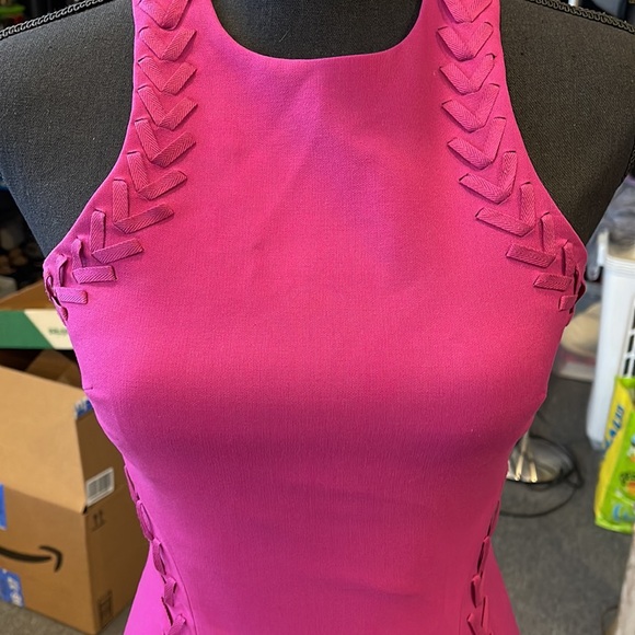 Alison Dress - Fuchsia
Alison Dress
Alison Dress

Cinq à Sept
Alison Dress - Picture 4 of 14